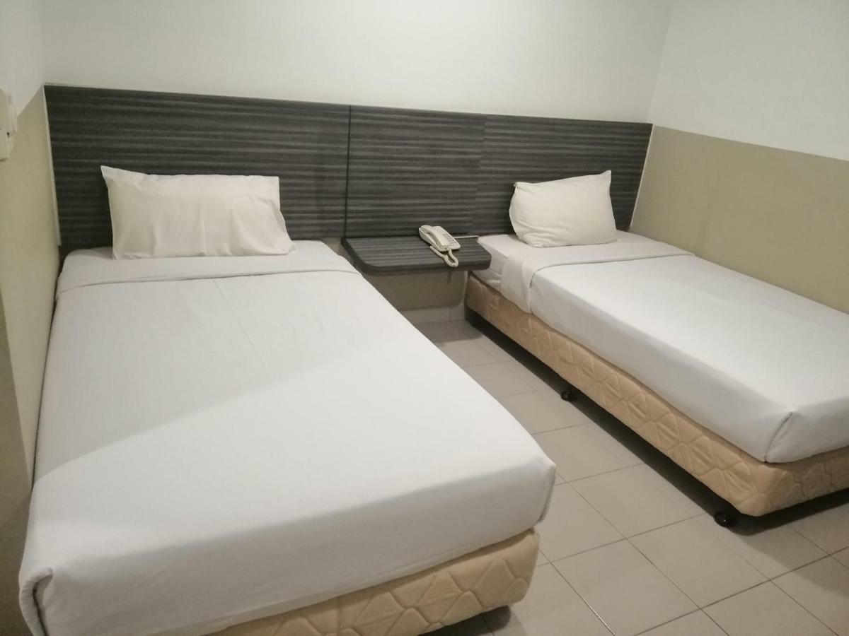 Hotel Orient Johor Bahru Dış mekan fotoğraf
