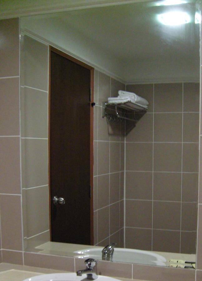 Hotel Orient Johor Bahru Dış mekan fotoğraf