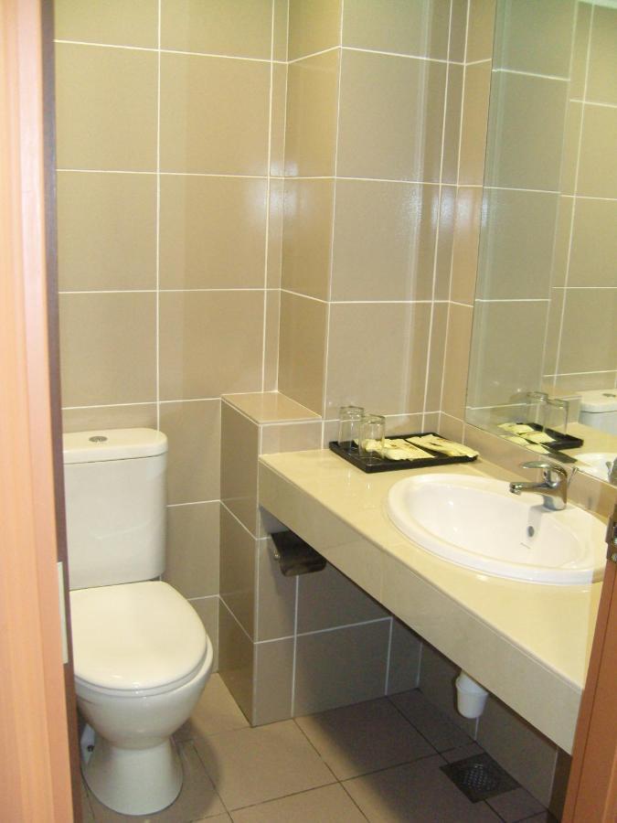 Hotel Orient Johor Bahru Dış mekan fotoğraf